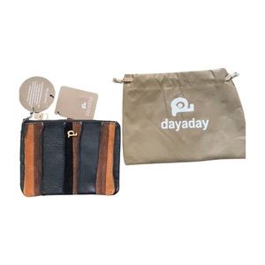 dayaday 🇪🇸browns & black multi leather zipper pouch